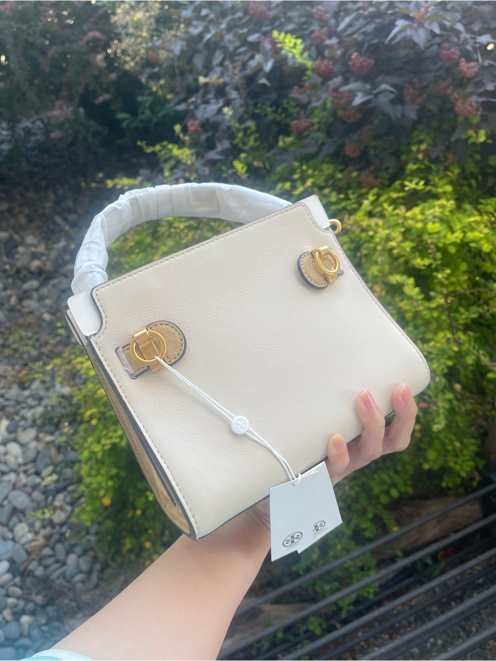 Cream Top-Handle Women’s Handbag with Gold Accents Tory Burch Double Lee Radziwi - Picture 5 of 7